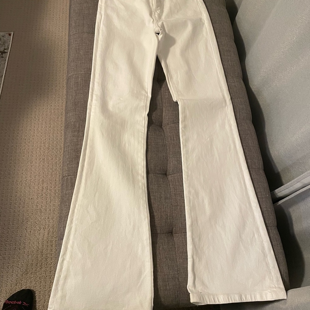 Zara White Flare Jeans Like new